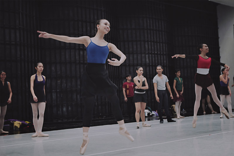 issue_02_balletphils_2